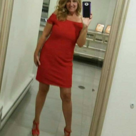 Dress - Picture 5 of 5